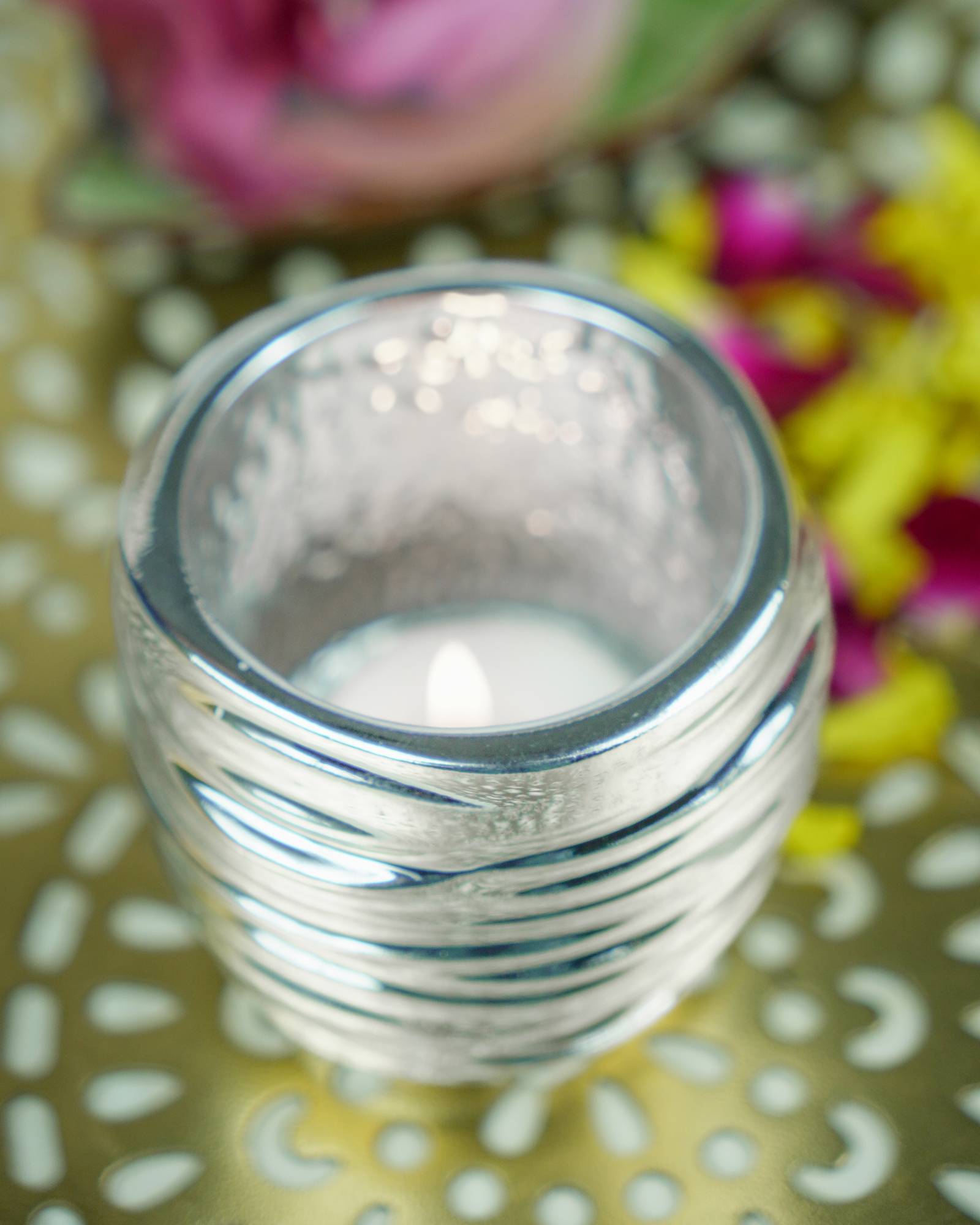 S WAVE VASE